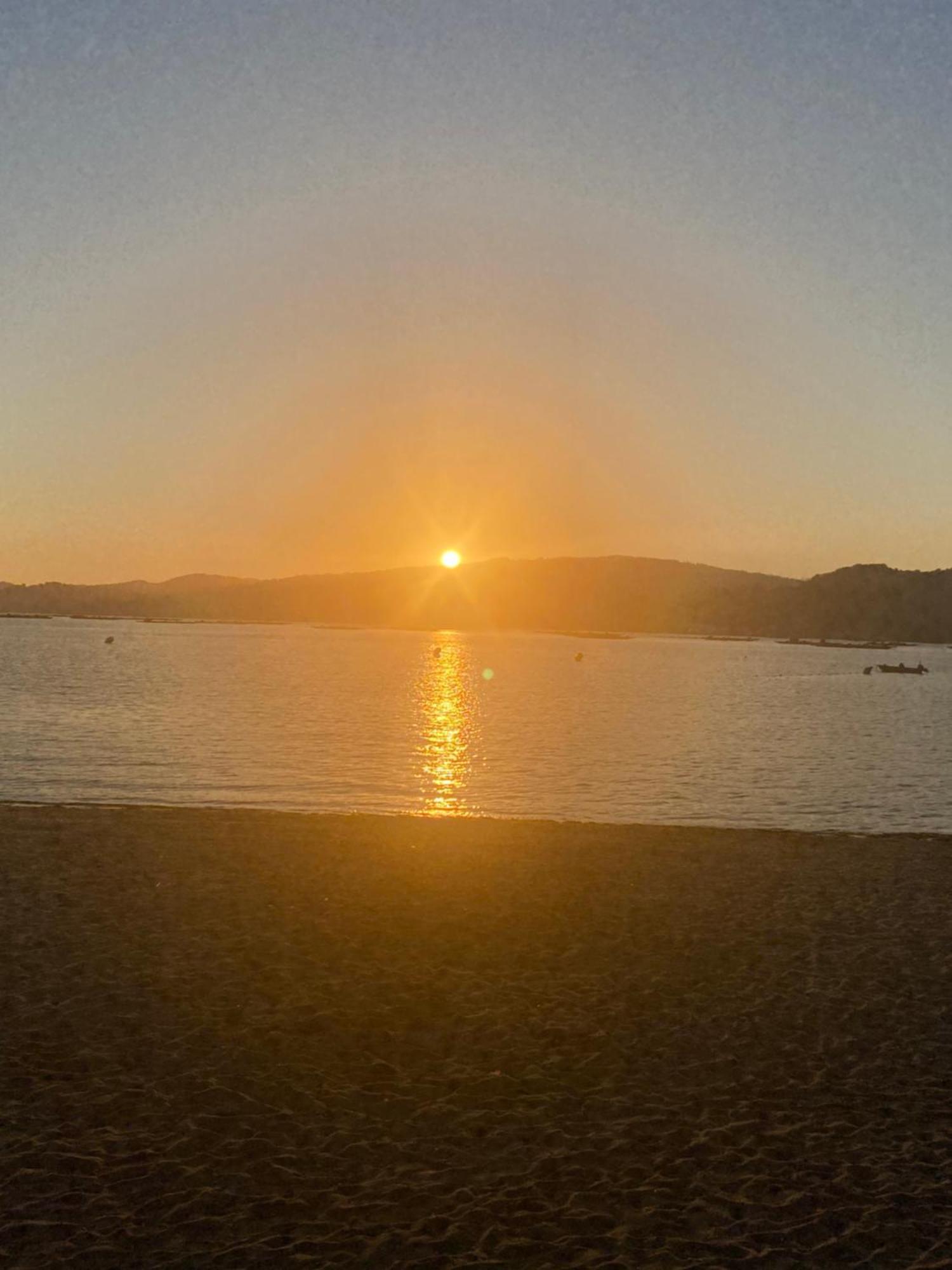 Apartmán La Casita De La Playa Redondela Exteriér fotografie